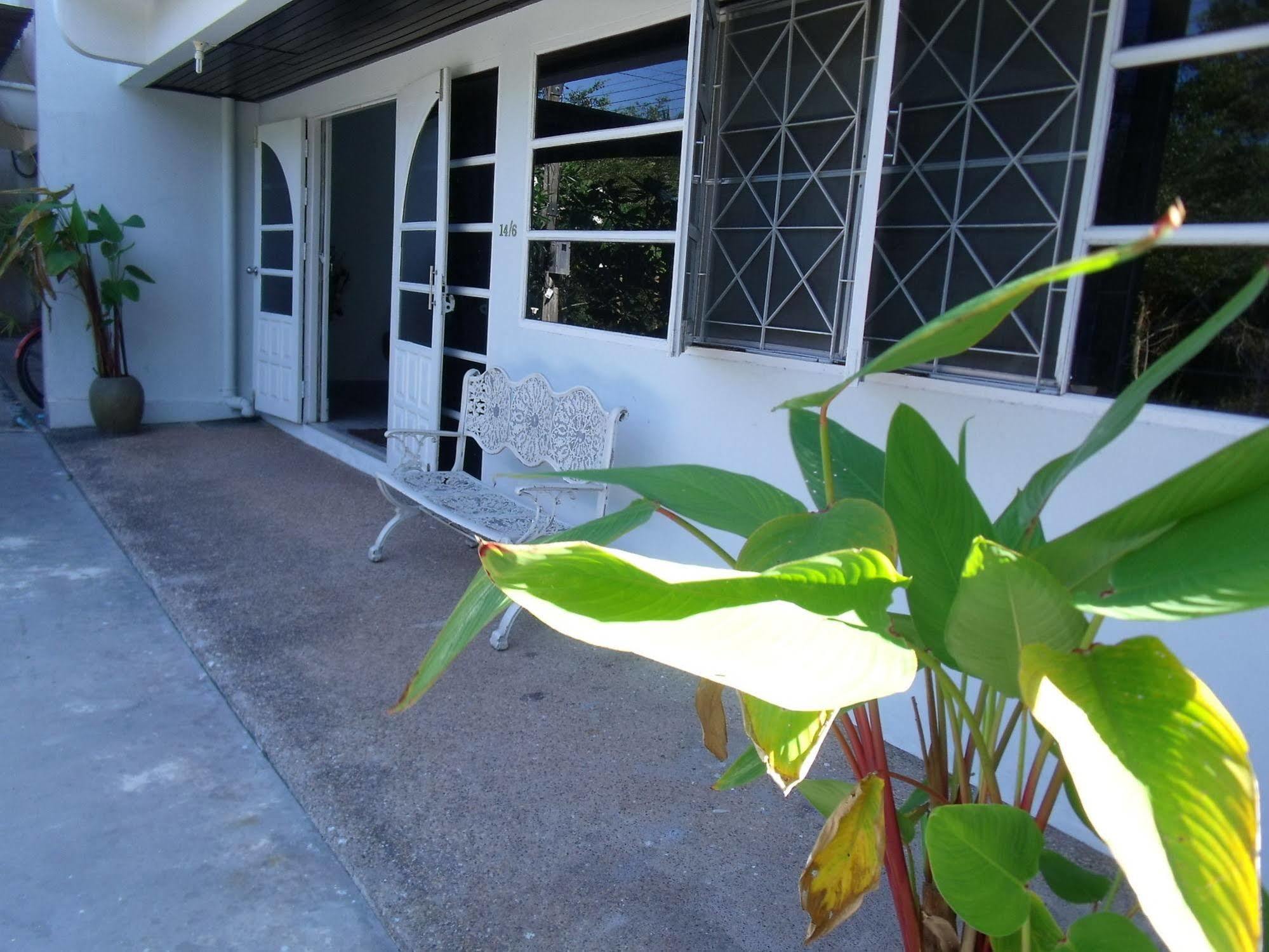 Albatross Guesthouse @ Thungwualaen Beach Pathiu Eksteriør bilde